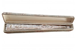 Little darlings, fan circa 1900