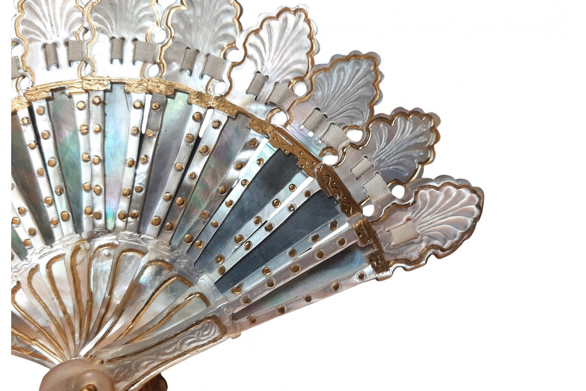 Doll's fan, mother of pearl, circa 1900-1930