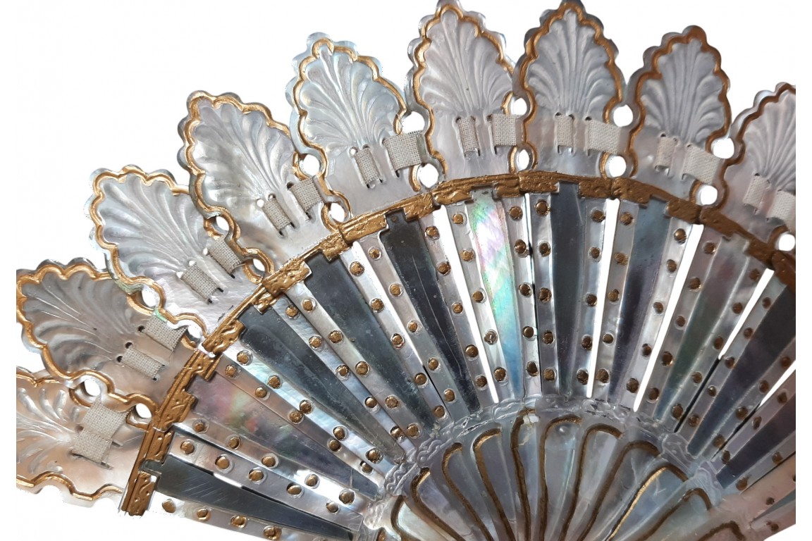 Doll's fan, mother of pearl, circa 1900-1930