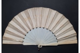 Le monte Nuovo, le pont de Caligula et le Vésuve, éventail souvenir de l'éruption d'Août 1779