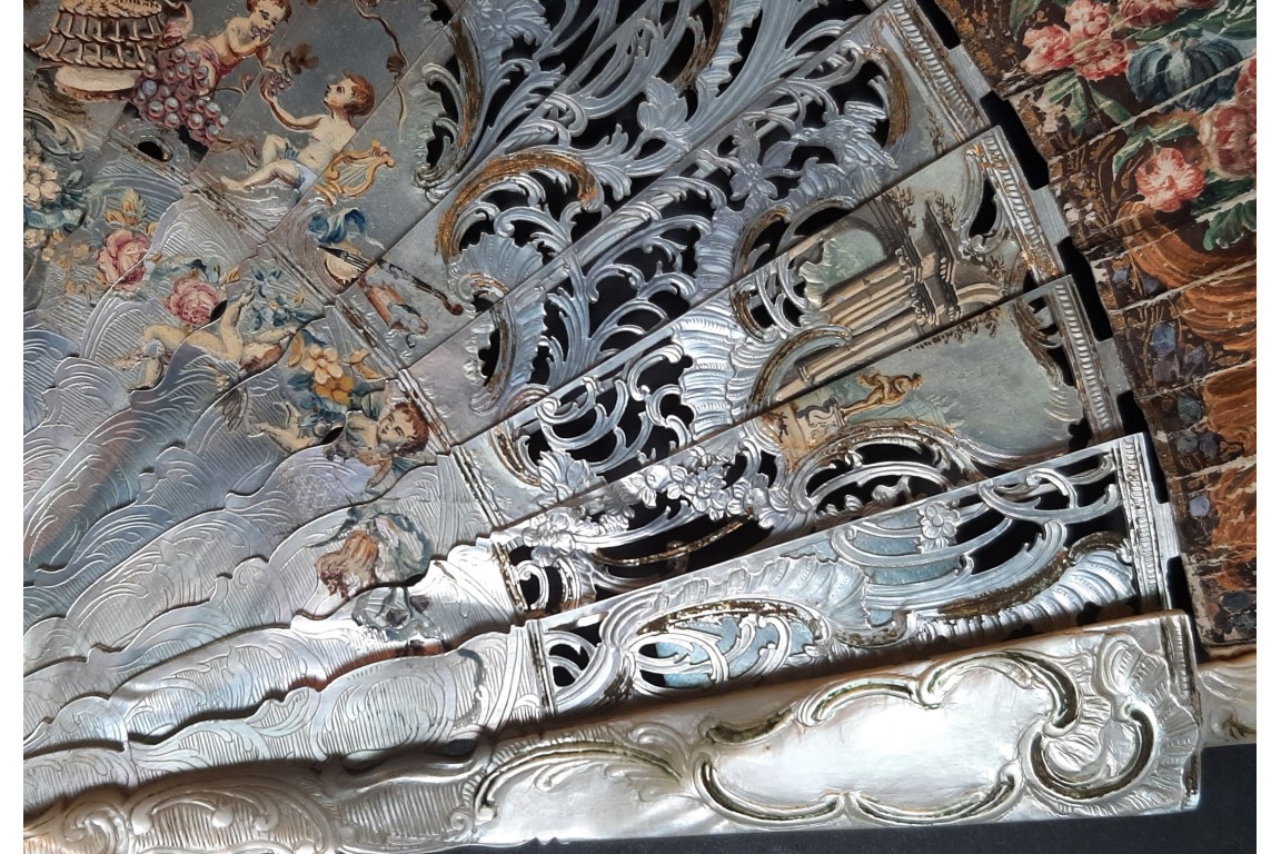 Vénus remettant les armes à Enée, éventail vers 1760