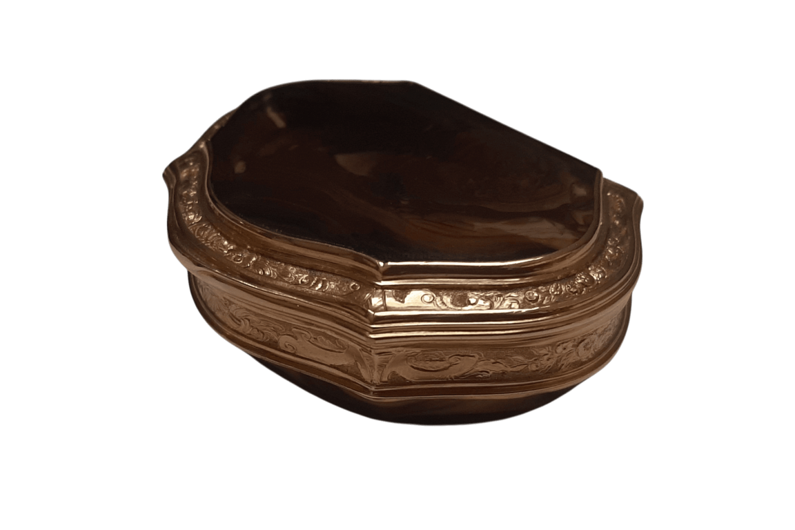 Tabatière en agate, période Louis XV