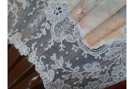 The beauties float, fan design by Marie Adam for Creusy, circa 1890