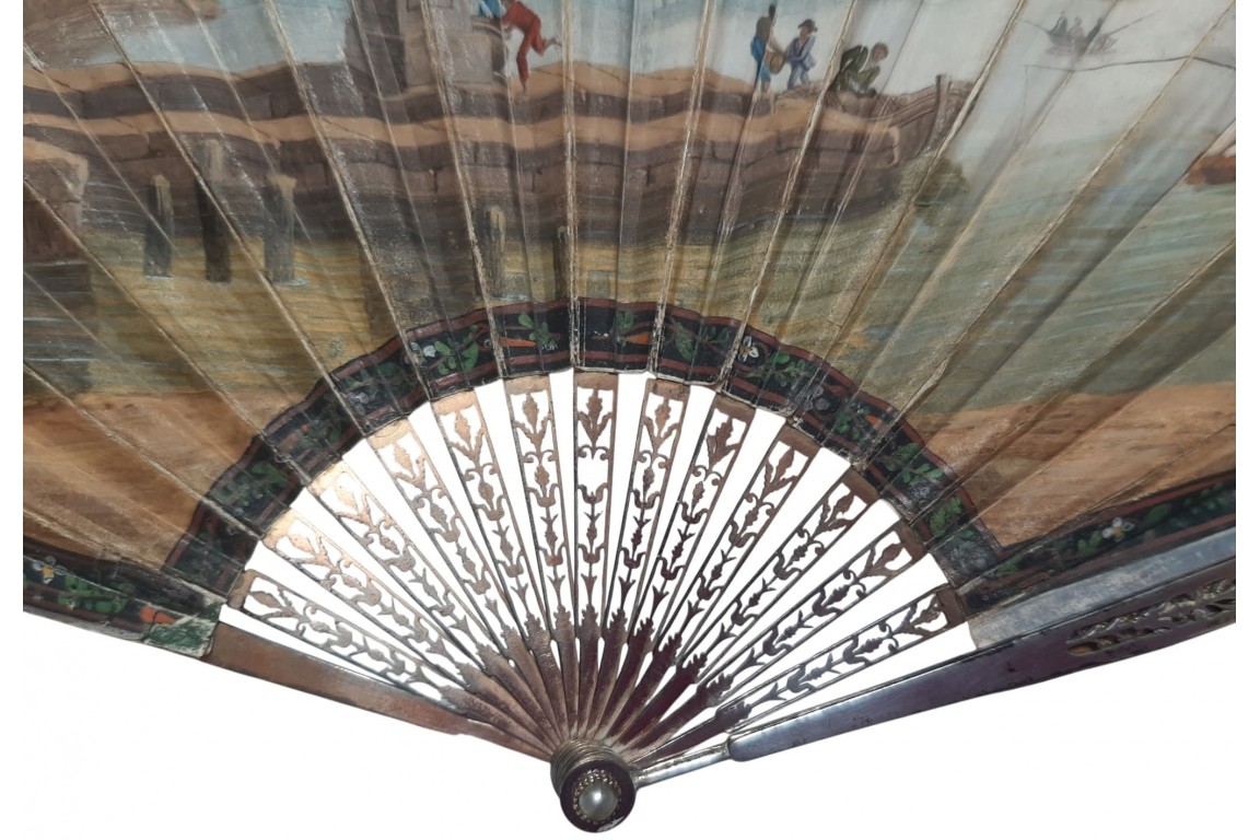 The bay of Napoli, fan circa 1800–1815