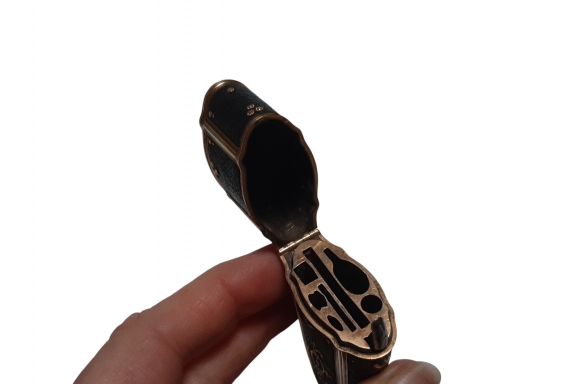 Nécessaire de voyage, XVIIIè siècle