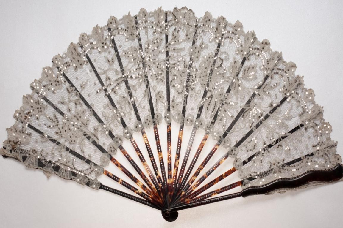 Art Nouveau fan, Duvelleroy, circa 1900