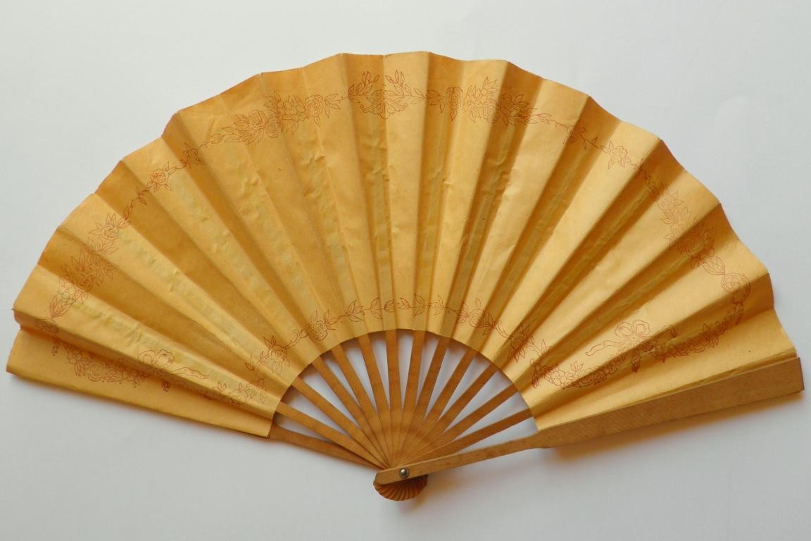 Bunch of flowers, fan circa 1950